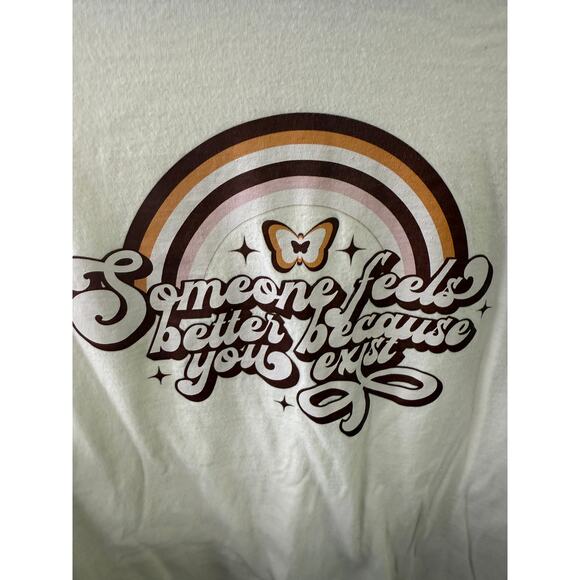 Someone feels better T-shirt - Picture 1 of 3